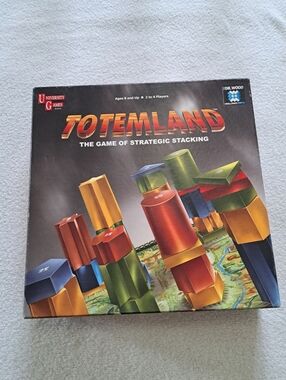 Totemland The Game Of Strategic Stacking Complete Strategy University Games 2008